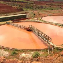 Em que indústria um floculante aniônico pode ser aplicado