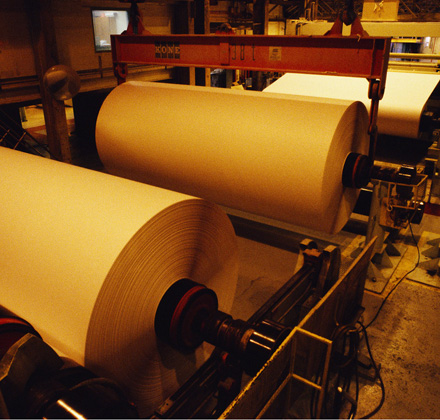 Como funciona a poliacrilamida para a indústria de fabricação de papel